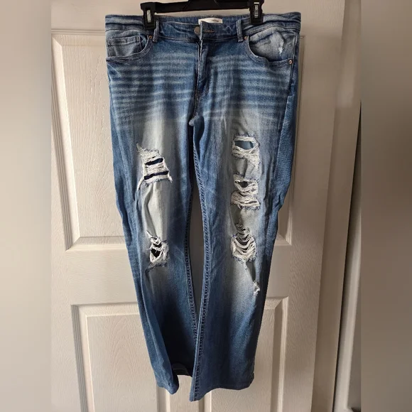 BKE Buckle Distressed Blue Jeans Universal Fit Mid Rise Bootcut Payton 34x33.5 - Picture 1 of 6
